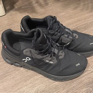 On Running Men's Black and Gray Sneakers